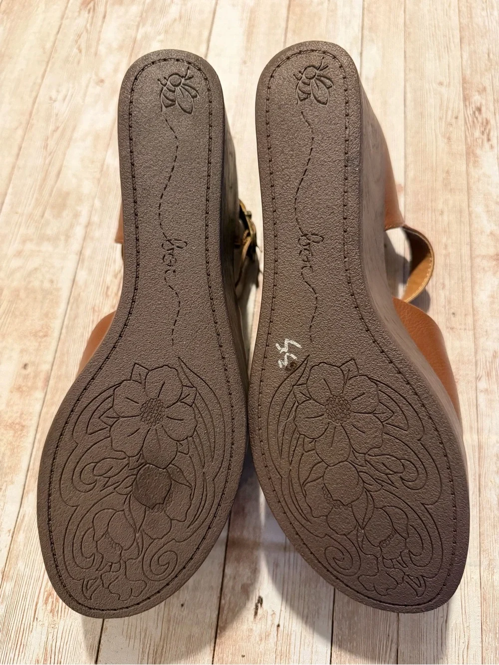 b.o.c. by Børn Derby Wedge Pumps Brown - NWOT
